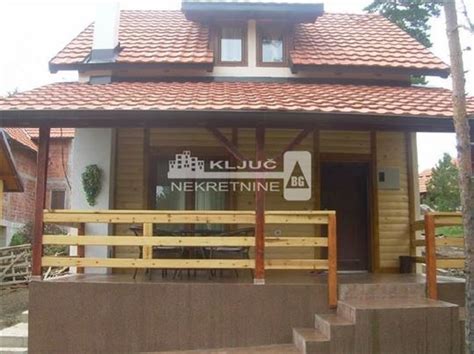 Planinska <b>kuća</b> Košuta u samom centru Kaludjerskih bara, uz ski stazu hotela Omorika. . Prodaja kuca tara